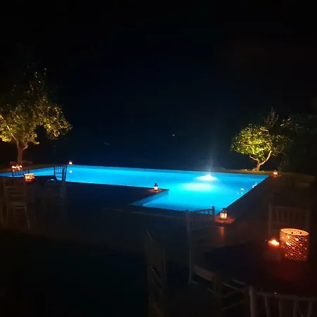 Chiara Con Mini Per 3-4 Persone Villa Conversano